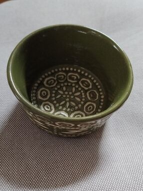 Temp-Tations Olive Green Ceramic Bowl with White Floral Mandala